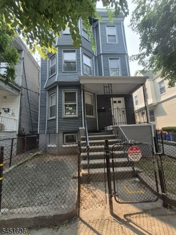 63 S 7Th St, Newark City, NJ 07107