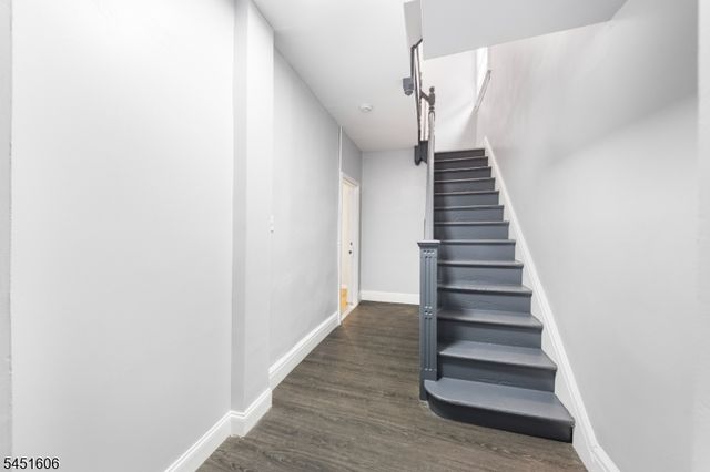 63 S 7Th St, Newark City, NJ 07107