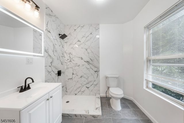63 S 7Th St, Newark City, NJ 07107