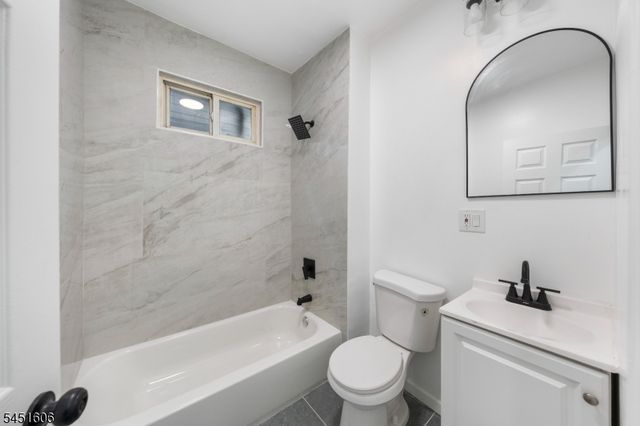 63 S 7Th St, Newark City, NJ 07107