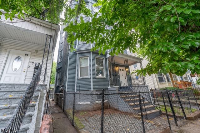 63 S 7Th St, Newark City, NJ 07107