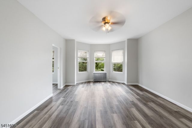 63 S 7Th St, Newark City, NJ 07107