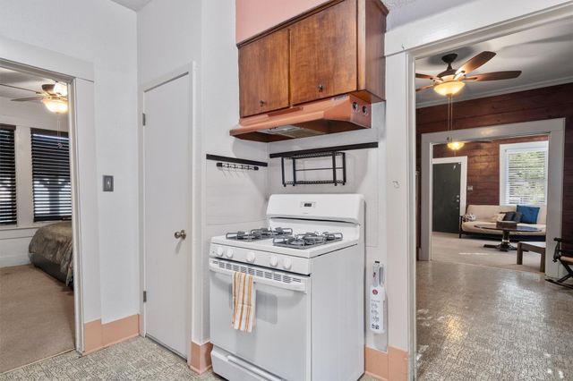 500 E 42nd ST, Austin, TX 78751