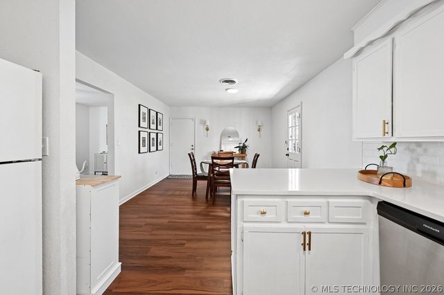 1009 S Elm Place, Broken Arrow, OK 74012