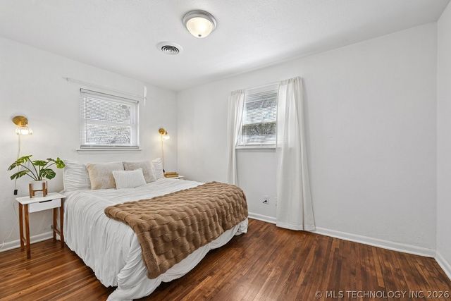 1009 S Elm Place, Broken Arrow, OK 74012