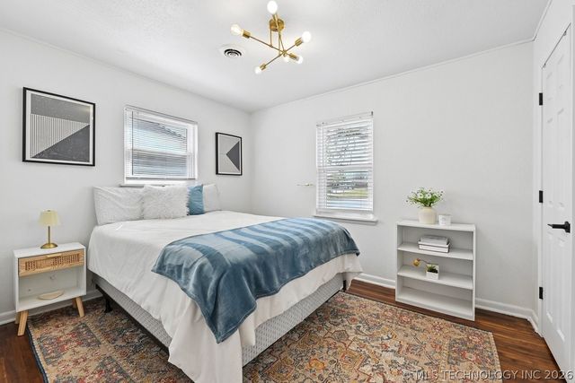 1009 S Elm Place, Broken Arrow, OK 74012