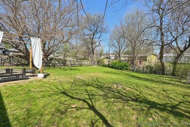 1009 S Elm Place, Broken Arrow, OK 74012