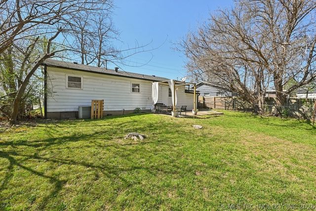 1009 S Elm Place, Broken Arrow, OK 74012