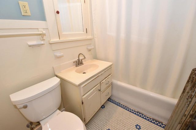 1025 Arthur AVENUE, Racine, WI 53405