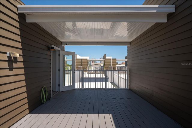 339 8TH STREET N, St Petersburg, FL 33701