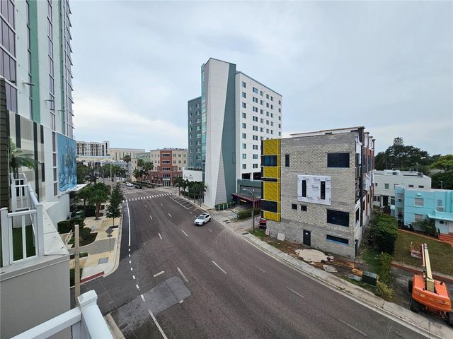 339 8TH STREET N, St Petersburg, FL 33701
