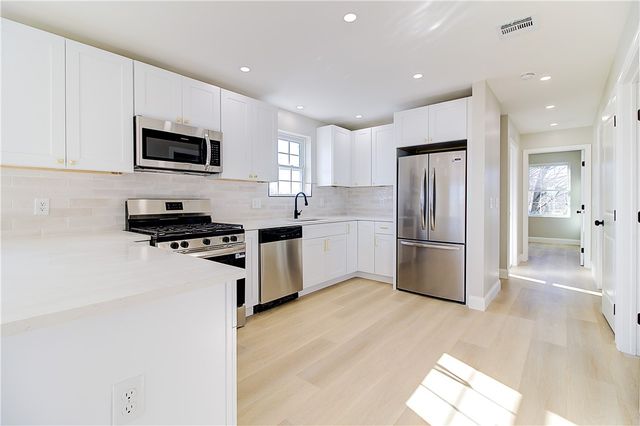 14 Robin Street, Providence, RI 02908