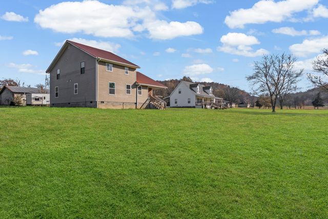 8637 Dog Branch Rd, Mount Pleasant, TN 38474