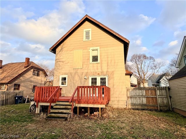 320 Para Avenue, Akron, OH 44305
