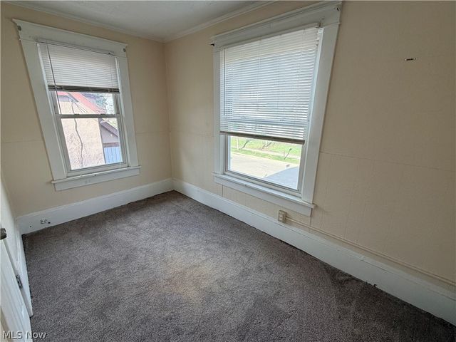 320 Para Avenue, Akron, OH 44305