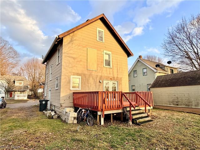 320 Para Avenue, Akron, OH 44305