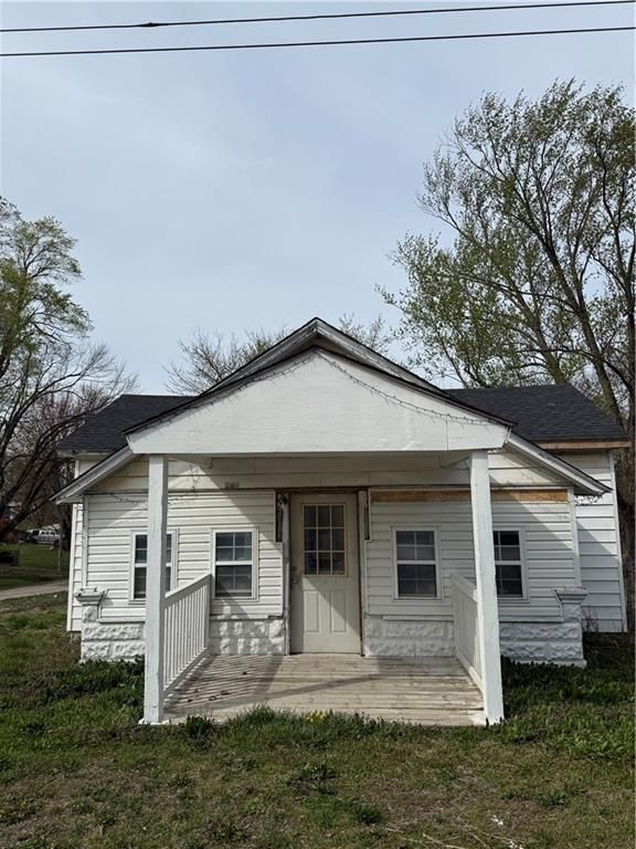 209 E Main Street, Kingston, MO 64650