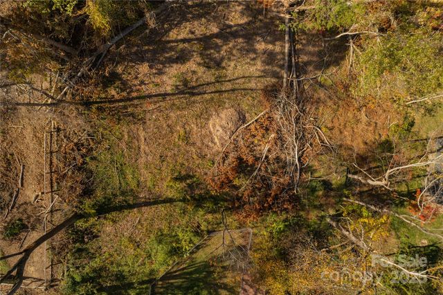 13 Bassett Road, Asheville, NC 28804