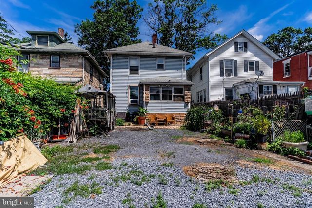 1911 MANADA ST, Harrisburg, PA 17104