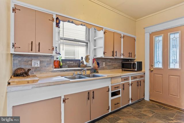 1911 MANADA ST, Harrisburg, PA 17104