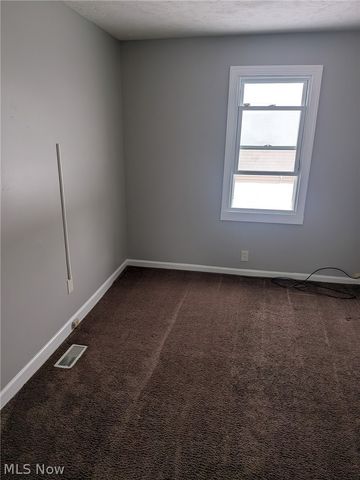 19450 McCracken Road, Maple Heights, OH 44137