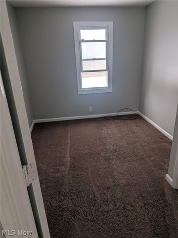 19450 McCracken Road, Maple Heights, OH 44137