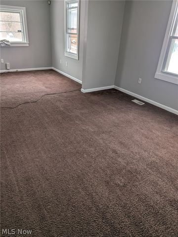 19450 McCracken Road, Maple Heights, OH 44137