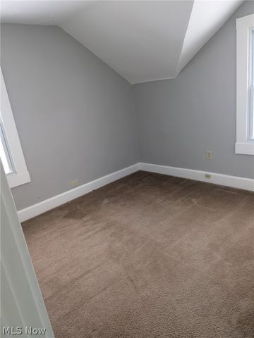 19450 McCracken Road, Maple Heights, OH 44137