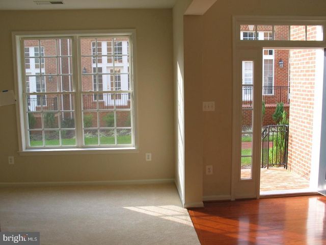 705 VESTAL ST, Woodbridge, VA 22191