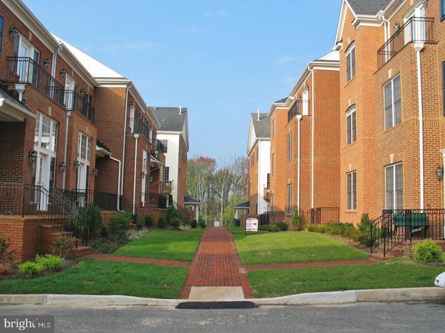705 VESTAL ST, Woodbridge, VA 22191