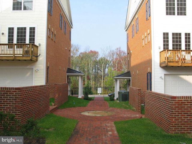 705 VESTAL ST, Woodbridge, VA 22191
