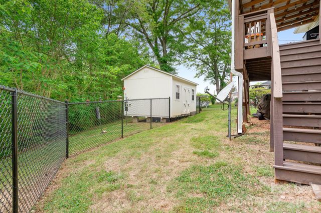 2201 Jackson Street, Belmont, NC 28012