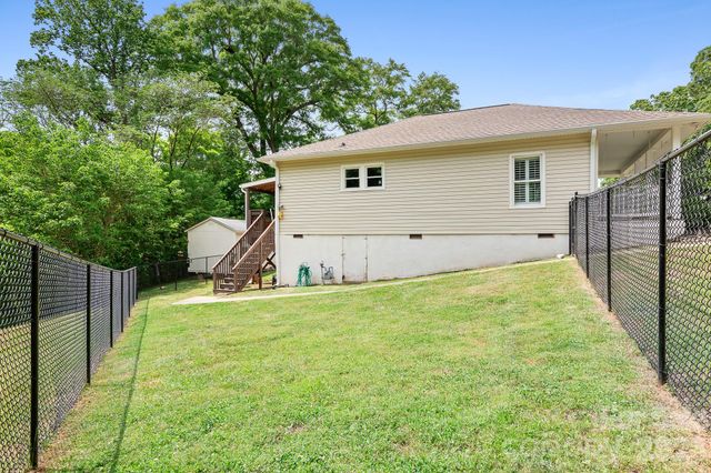 2201 Jackson Street, Belmont, NC 28012