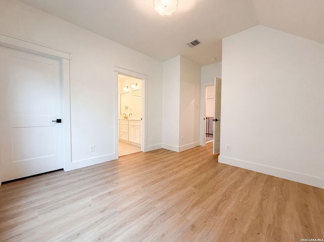 4211 HONEYCOMB ST, San Antonio, TX 78230
