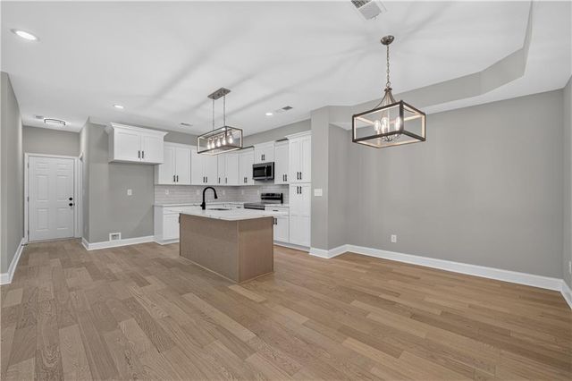 1717 Hilton Ridge Court, Lithonia, GA 30058