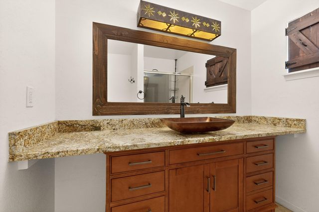 202 Placitas Road NE, Albuquerque, NM 87107