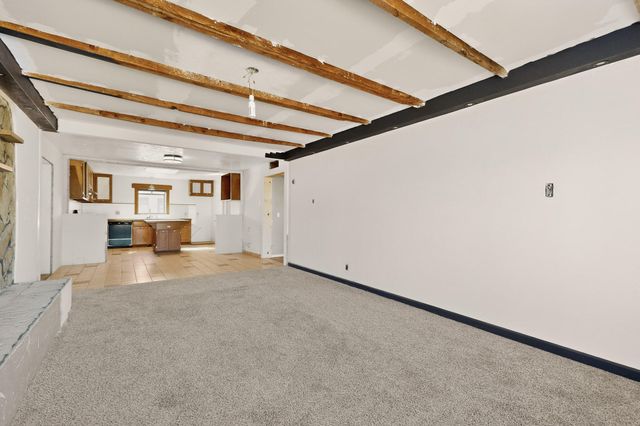 202 Placitas Road NE, Albuquerque, NM 87107