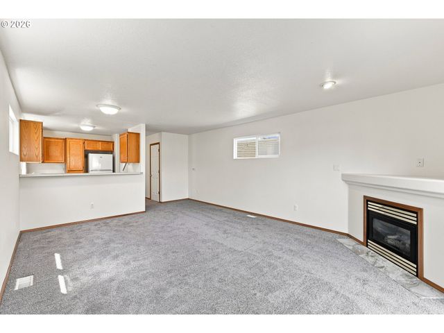 5035 Se OGDEN St, Portland, OR 97206