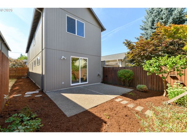 5035 Se OGDEN St, Portland, OR 97206