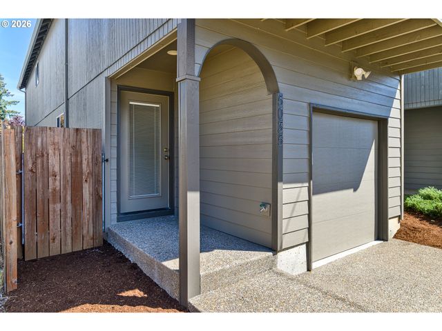 5035 Se OGDEN St, Portland, OR 97206