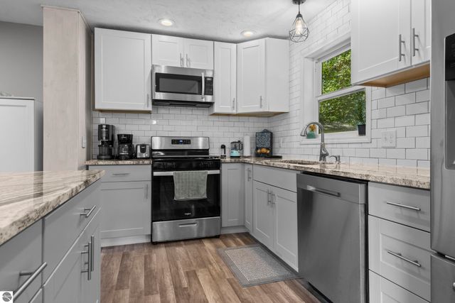 2219 Black Forest Lane, Traverse City, MI 49696