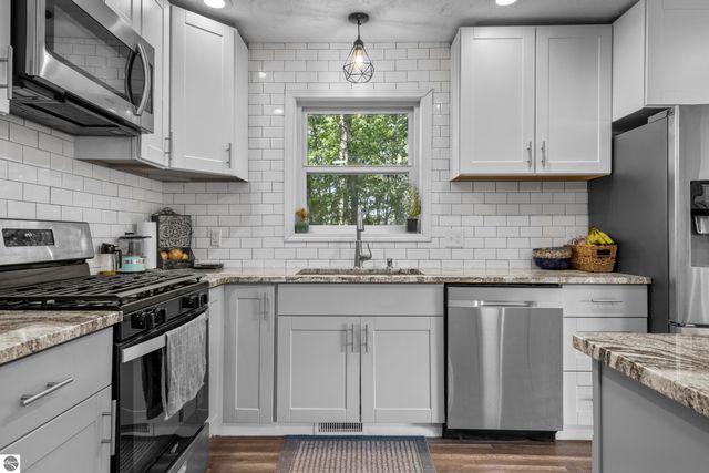 2219 Black Forest Lane, Traverse City, MI 49696