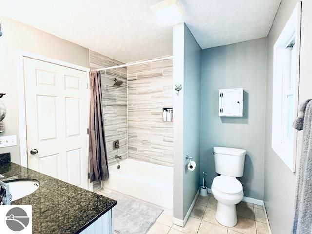 2219 Black Forest Lane, Traverse City, MI 49696