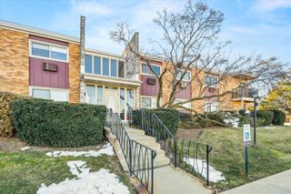 1313 S Rebecca Road 101, Lombard, IL 60148