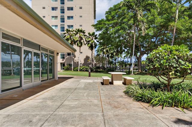 94-979 Kauolu Place 909, Waipahu, HI 96797