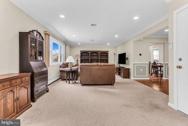 193 TORREY PINES DR, Toms River, NJ 08757