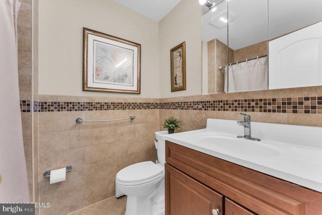 193 TORREY PINES DR, Toms River, NJ 08757