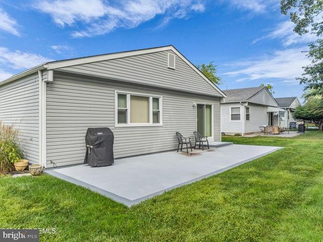 193 TORREY PINES DR, Toms River, NJ 08757