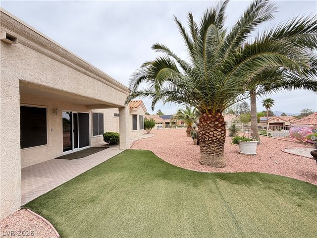 2852 Bluff Point Drive, Las Vegas, NV 89134