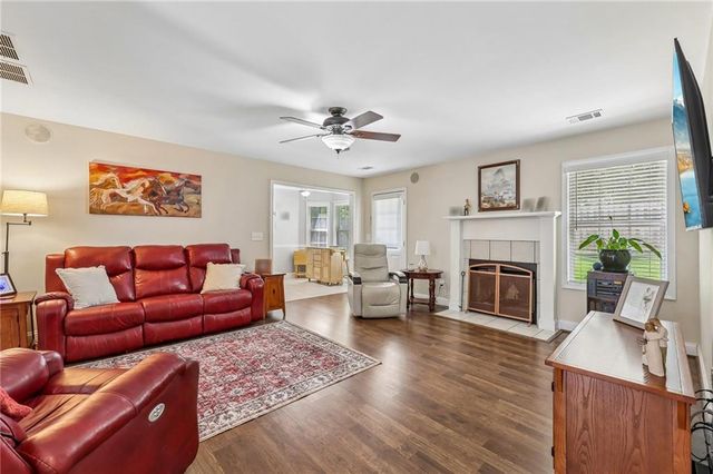 7453 Dogwood Trail, Murrayville, GA 30564